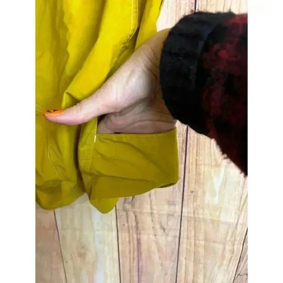 Adidas Men's Utility Skateboarding Shorts Yellow Size L New Read Description - Picture 8 of 10